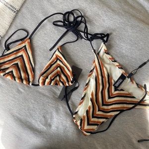 Triangl Vinca Sapho Bikini NWT